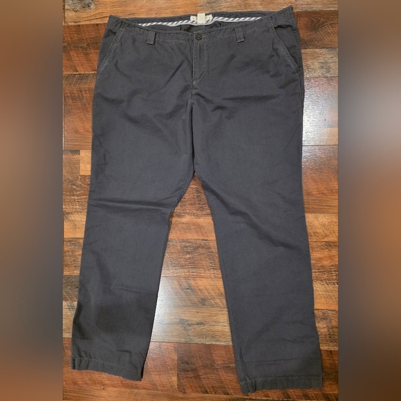 Old Navy Women's Dark Gray Chinos - Picture 1 of 4